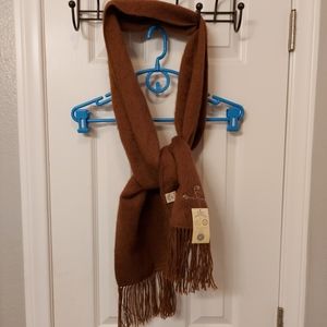 Alpaca Camargo scarf nwt